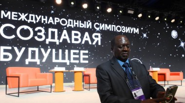 СУВЕРЕННОЕ МИРОВОЗЗРЕНИЕ = ВОЗВРАТ К СОЦИАЛИЗМУ? СУВЕРЕННОЕ МИРОВОЗЗРЕНИЕ = ВОЗВРАТ К СОЦИАЛИЗМУ?