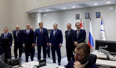 ПЛЮС - ЭЛЕКТРИФИКАЦИЯ ВСЕЙ СТРАНЫ... ПЛЮС - ЭЛЕКТРИФИКАЦИЯ ВСЕЙ СТРАНЫ...