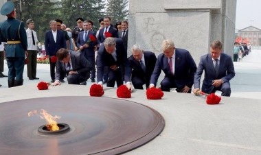 НЕ ЗАБУДЕМ, НЕ ПРОСТИМ! НЕ ЗАБУДЕМ, НЕ ПРОСТИМ!