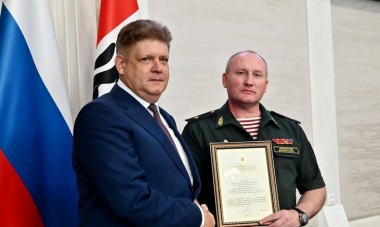ПОЛНОМОЧНЫЙ ПРЕДСТАВИТЕЛЬ ПРЕЗИДЕНТА - ЗА РАБОТОЙ ПОЛНОМОЧНЫЙ ПРЕДСТАВИТЕЛЬ ПРЕЗИДЕНТА - ЗА РАБОТОЙ
