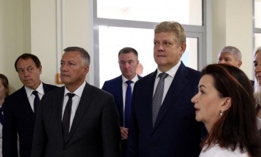 ПОЛПРЕД ПРЕЗИДЕНТА - В ИРКУТСКЕ ПОЛПРЕД ПРЕЗИДЕНТА - В ИРКУТСКЕ
