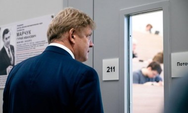 ЗАБЬЁМ БАКИ ОКСФОРДУ И ГАРВАРДУ!